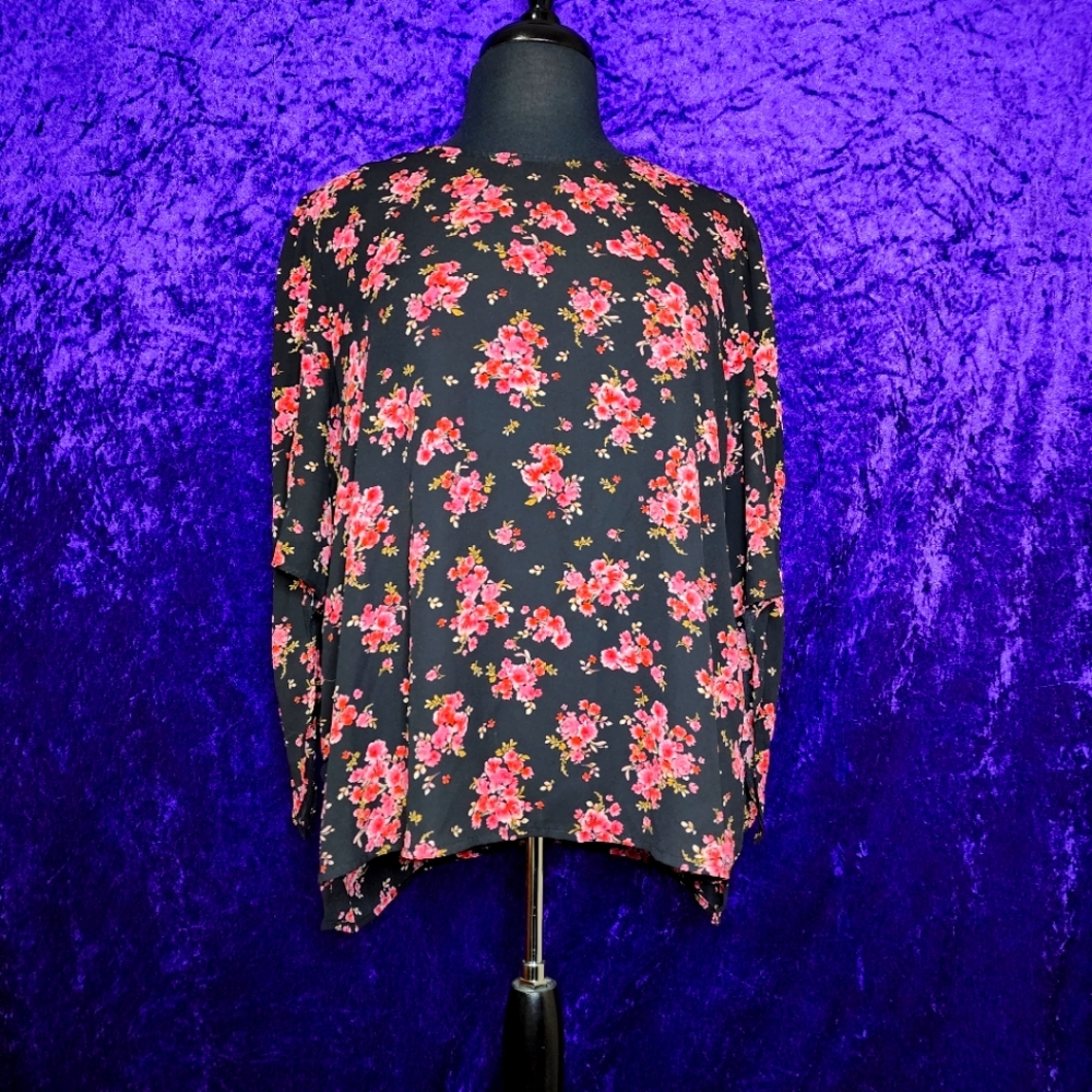 CeCe Floral Blouse